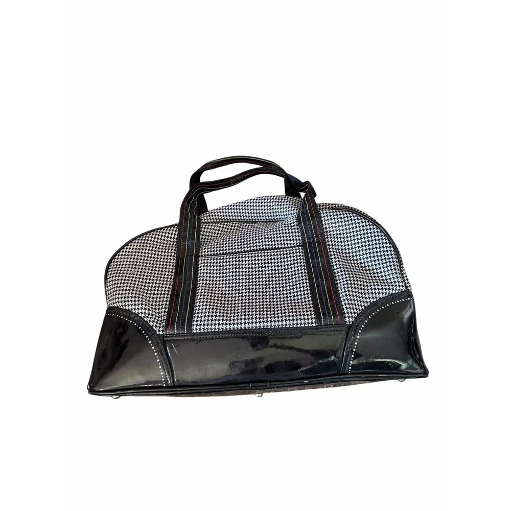 Nike Herringbone Duffel Bag Gym Carryon Overnight Black White Travel Purse Wrist